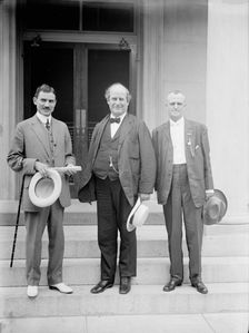 Richard Lee Metcalfe, Civ. Gov. Canal Zone, with Min. Morales of Panama And Sec. Bryan, 1913. Creator: Harris & Ewing