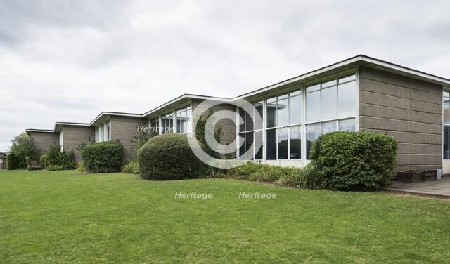 Richard Lee Primary School, The Drive, Coventry, West Midlands, 2014. Artist: Steven Baker.