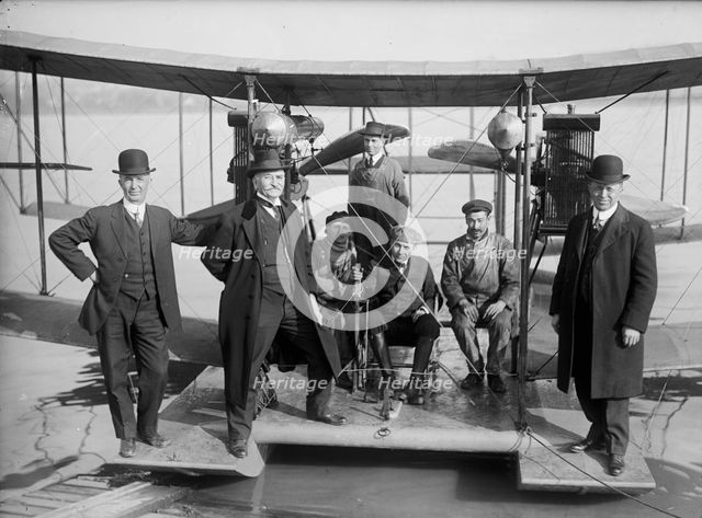 Richardson Tandem Biplane Hydroplane on Potomac, April, 1916.  Creator: Harris & Ewing.