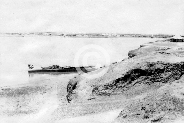 Right bank of the Tigris River and Samarra, Mesopotamia, 1918. Artist: Unknown
