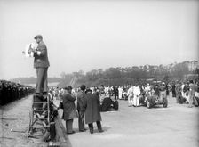 Riley 1985 cc competing in the JCC International Trophy, Brooklands, 2 May 1936. Artist: Bill Brunell