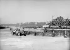 Riley 1985 cc negotiating the chicane at the JCC International Trophy, Brooklands, 2 May 1936. Artist: Bill Brunell