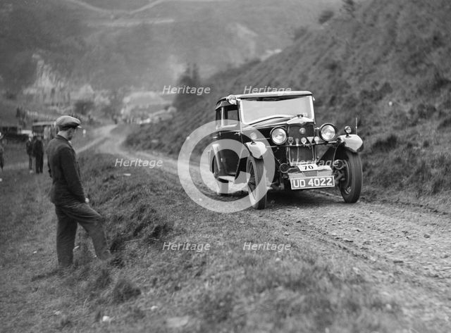 Riley Alpine Six of CJS Montague-Johnson at the MCC Sporting Trial, Litton Slack, Derbyshire, 1930. Artist: Bill Brunell.