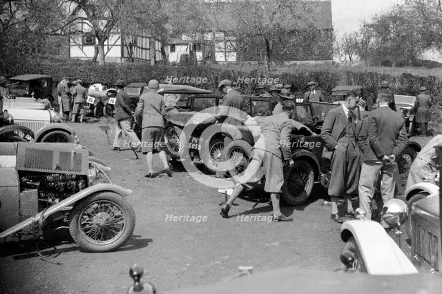 Riley Brooklands at the Shelsley Walsh Amateur Hillclimb, Worcestershire, 1929. Artist: Bill Brunell.