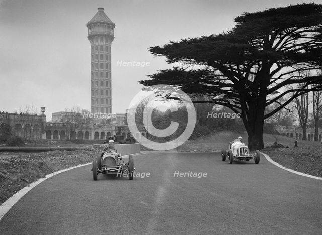 Riley of AD Whitworth and ERA of Arthur Dobson racing at Crystal Palace, London, 1939. Artist: Bill Brunell.