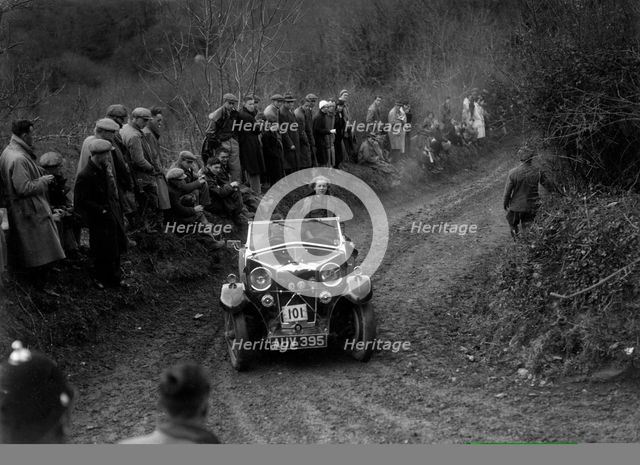 Riley Lynx of EWD Ritchie competing in the MCC Lands End Trial, 1935. Artist: Bill Brunell.