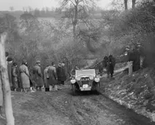 Riley Lynx of RC Player competing in the Sunbac Colmore Trial, Gloucestershire, 1933. Artist: Bill Brunell