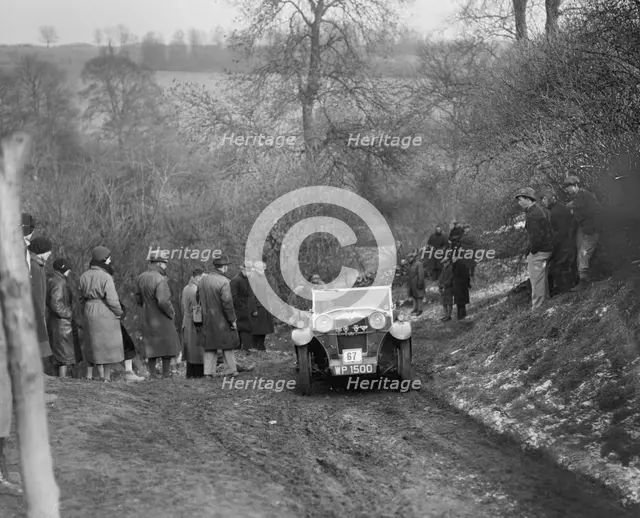Riley Lynx of RC Player competing in the Sunbac Colmore Trial, Gloucestershire, 1933. Artist: Bill Brunell.