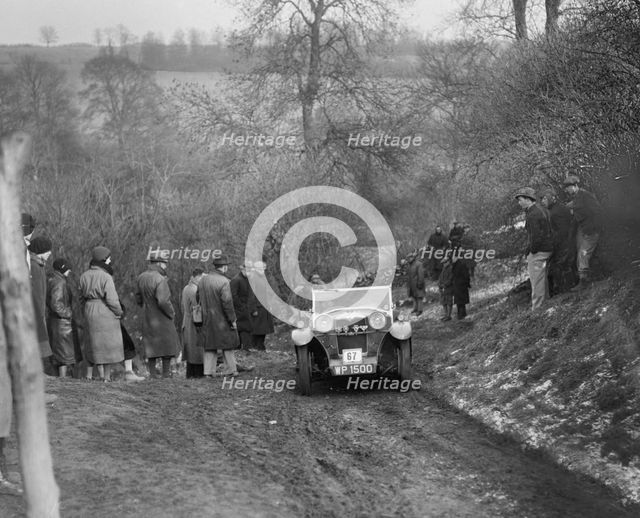 Riley Lynx of RC Player competing in the Sunbac Colmore Trial, Gloucestershire, 1933. Artist: Bill Brunell.