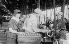 Ring facing, between c1915 and c1920. Creator: Bain News Service