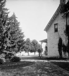 Rio Vista, Grosse Ile, Mich., between 1900 and 1910. Creator: William H. Jackson