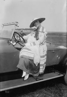 Ruth McDonald, 1917. Creator: Bain News Service