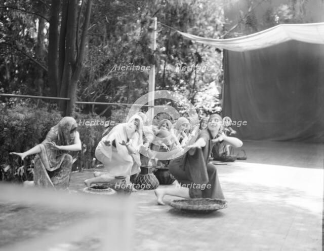 Ruth St. Denis dancers, between 1910 and 1935. Creator: Arnold Genthe.