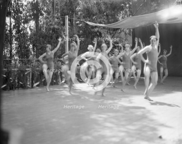 Ruth St. Denis dancers, between 1910 and 1935. Creator: Arnold Genthe.