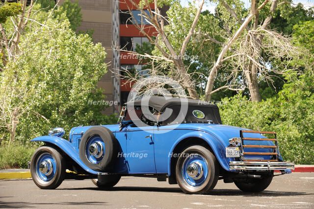 Ruxton model c roadster 1932. Artist: Simon Clay.