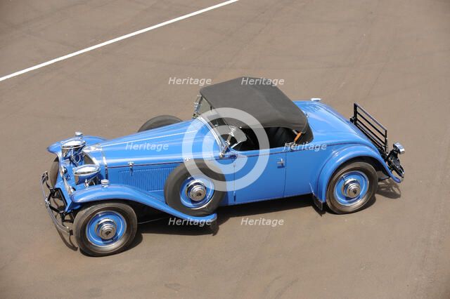 Ruxton model c roadster 1932. Artist: Simon Clay.