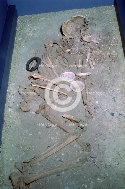 Rubane Culture Neolithic Burial. Artist: Unknown