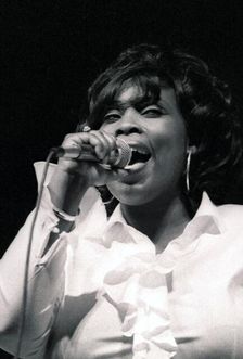 Ruby Turner, Brecon Jazz Festival, Powys, Wales, 2002. Artist: Brian O'Connor
