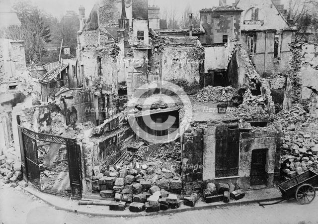 Ruins of Senlis, between c1915 and c1920. Creator: Bain News Service.