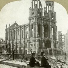 Ruins of the Jewish Synagogue on Sutter St.; stood the great earthquakes of 1865 and 1868 1906. Creator: Unknown