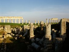 Ruins of the Temple of Zeus Belos, Apamea (Afamia), Syria, 2001. Creator: LTL