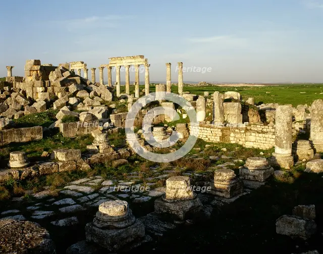 Ruins of the Temple of Zeus Belos, Apamea (Afamia), Syria, 2001.  Creator: LTL.