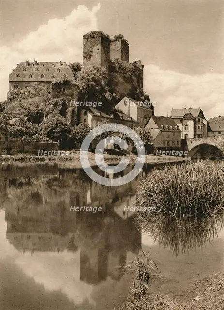 'Runkel (Lahn)', 1931. Artist: Kurt Hielscher.