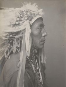 Runs Between, 1908. Creator: Edward Sheriff Curtis