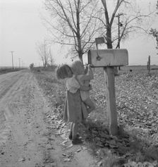 Rural children at R.F.D. box, near Fruitland, Idaho, 1939. Creator: Dorothea Lange