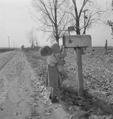 Rural children at R.F.D. box, near Fruitland, Idaho, 1939. Creator: Dorothea Lange