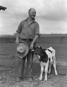 Rural Rehabilitation Administration client, Hayward, California, 1936. Creator: Dorothea Lange
