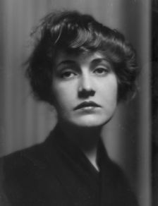 Rushmore, Vivian, Miss, portrait photograph, 1914 Apr. 23. Creator: Arnold Genthe