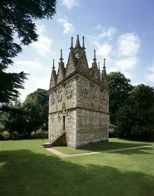 Rushton Triangular Lodge, Northamptonshire, c2000s(?)