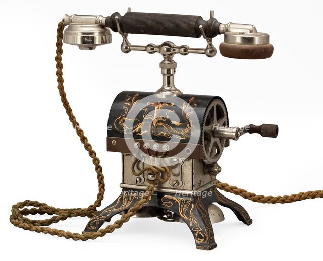 Russian table telephone by Firma Geisler, St Petersburg, 1890s.