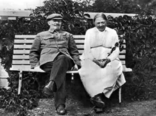 Russian Bolshevik leader Vladimir Lenin and Nadezhda Krupskaya, Gorki, USSR, 1922