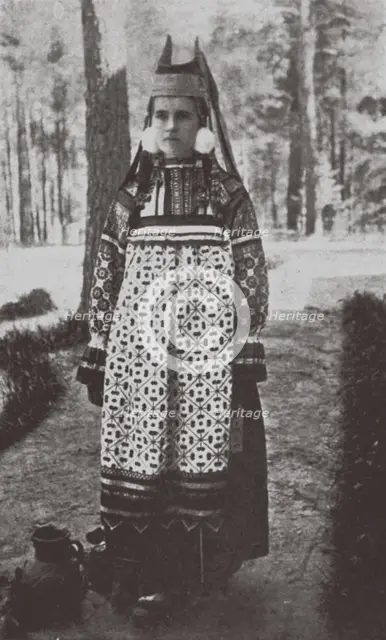 Ryazan Province woman's festive dress, 1900s-1910s.
