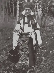 Ryazan Province woman's festive dress, 1900s-1910s