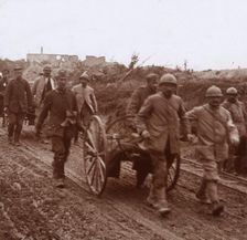 Wounded, Neuville, northern France, c1914-c1918