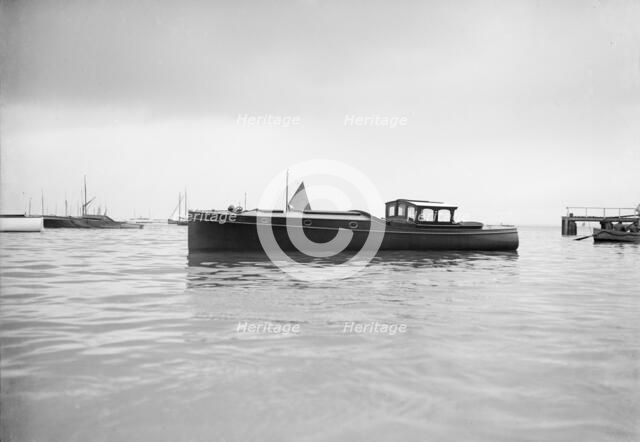 Wolseley motor launch, 1914.  Creator: Kirk & Sons of Cowes.