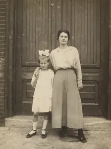 Woman and girl, about 1913-1919. Creator: John Frank Keith