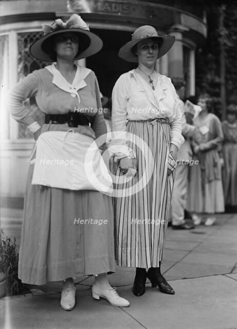 Woman Suffrage - Groups at Headquarters, 1917 or 1918. Creator: Harris & Ewing.
