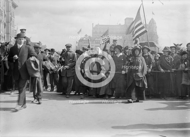 Woman Suffrage - Hikers Arriving from New York, 1913. Creator: Harris & Ewing.