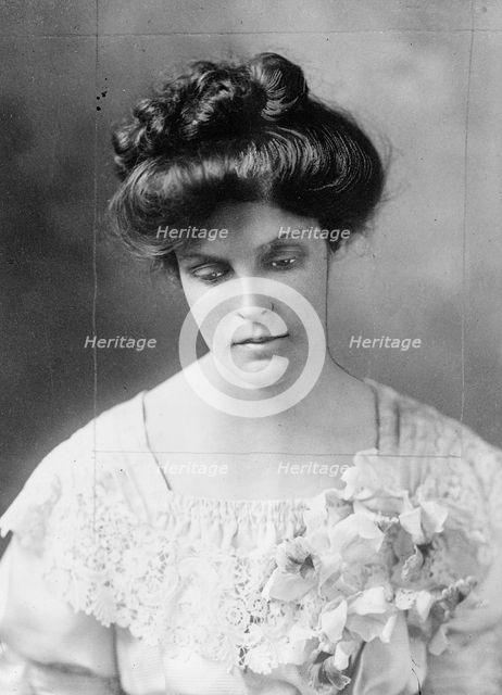 Woman Suffrage (Misc. Individual Suffragettes), 1917. Creator: Harris & Ewing.