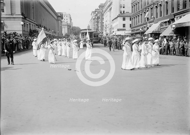 Woman Suffrage - Parade, May 1914, May 1914. Creator: Harris & Ewing.