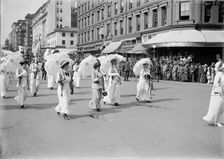 Woman Suffrage - Parade, May 1914, May 1914. Creator: Harris & Ewing