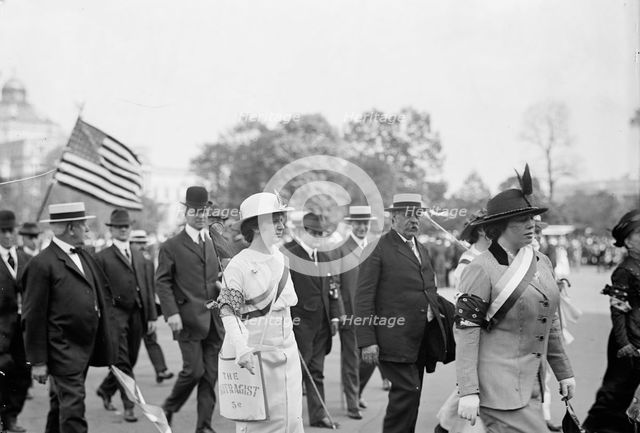 Woman Suffrage - Parade, May 1914, May 1914. Creator: Harris & Ewing.