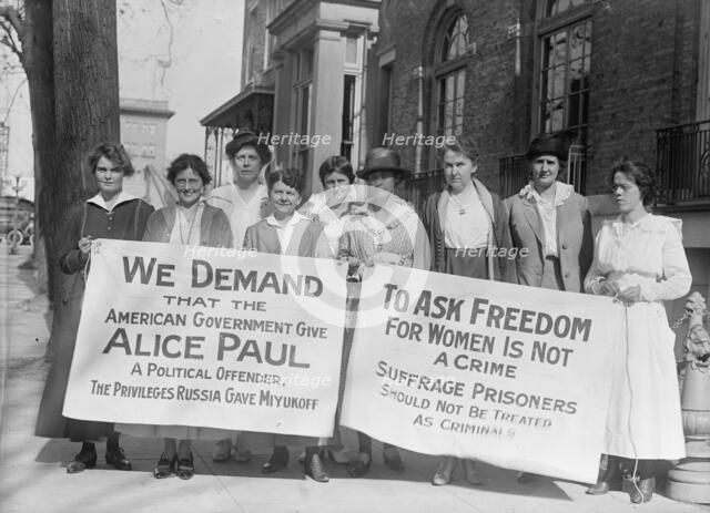 Woman Suffrage - Pickets, 1917. Creator: Harris & Ewing.