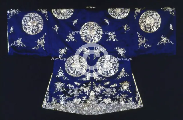 Woman's Waitao (Semiformal Domestic Surcoat), China, Qing dynasty (1644-1911), 1875/1900. Creator: Unknown.