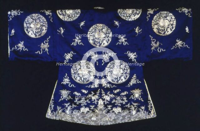 Woman's Waitao (Semiformal Domestic Surcoat), China, Qing dynasty (1644-1911), 1875/1900. Creator: Unknown.