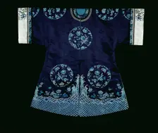 Woman's Waitao (Semiformal Domestic Surcoat), China, Qing dynasty (1644-1911), 1820/40. Creator: Unknown